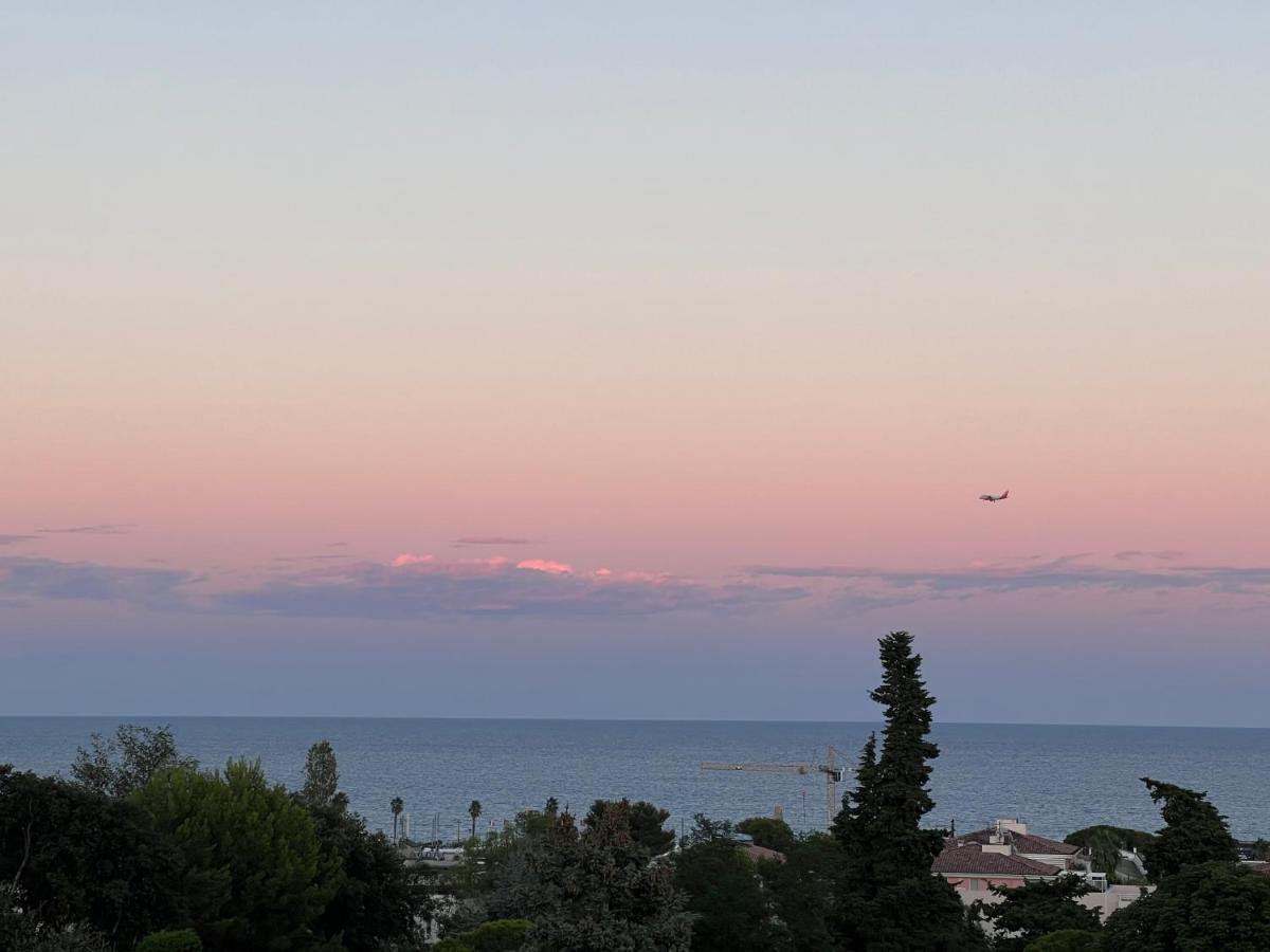 Rooftop * Villeneuve-Loubet